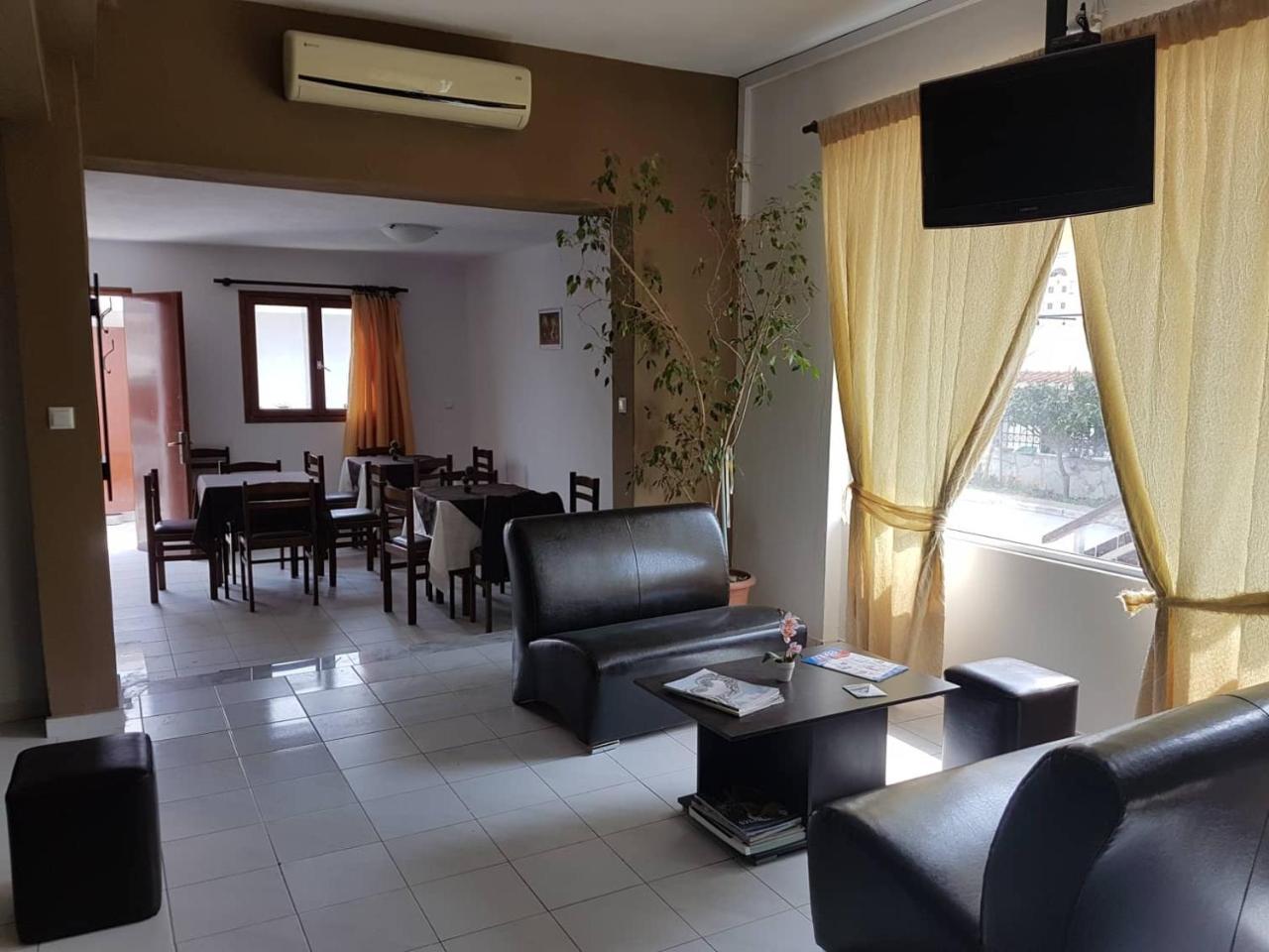 Hotel Paralia Nea Karvali Eksteriør bilde